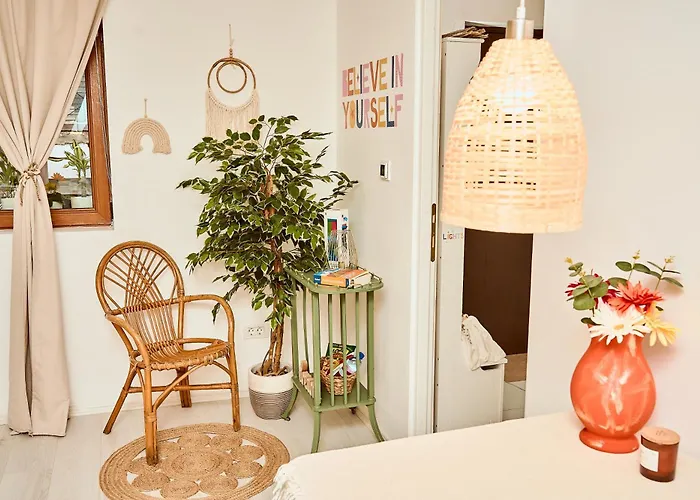 Exotic Jungle-inspired Oasis Apartamento *