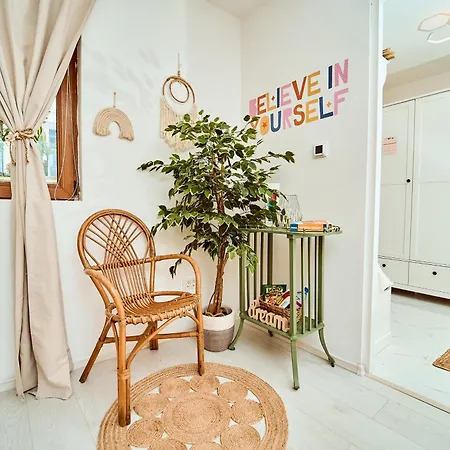 Apartman Exotic Jungle-inspired Oasis Temesvár
